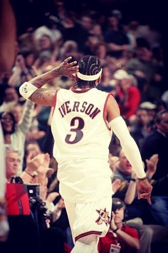 德媒：法兰克福为巴霍亚标价至少8000万欧，阿森纳正在关注他（德媒称法兰克福为巴霍亚开价至少8000万欧元，阿森纳正密切关注）