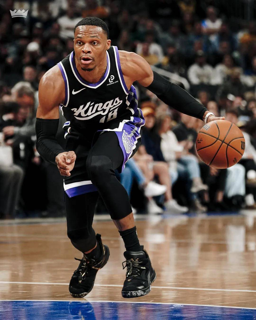 NBA球员数据统计：助攻、得分、篮板排行,（NBA球员数据一览：得分、助攻与篮板榜单）