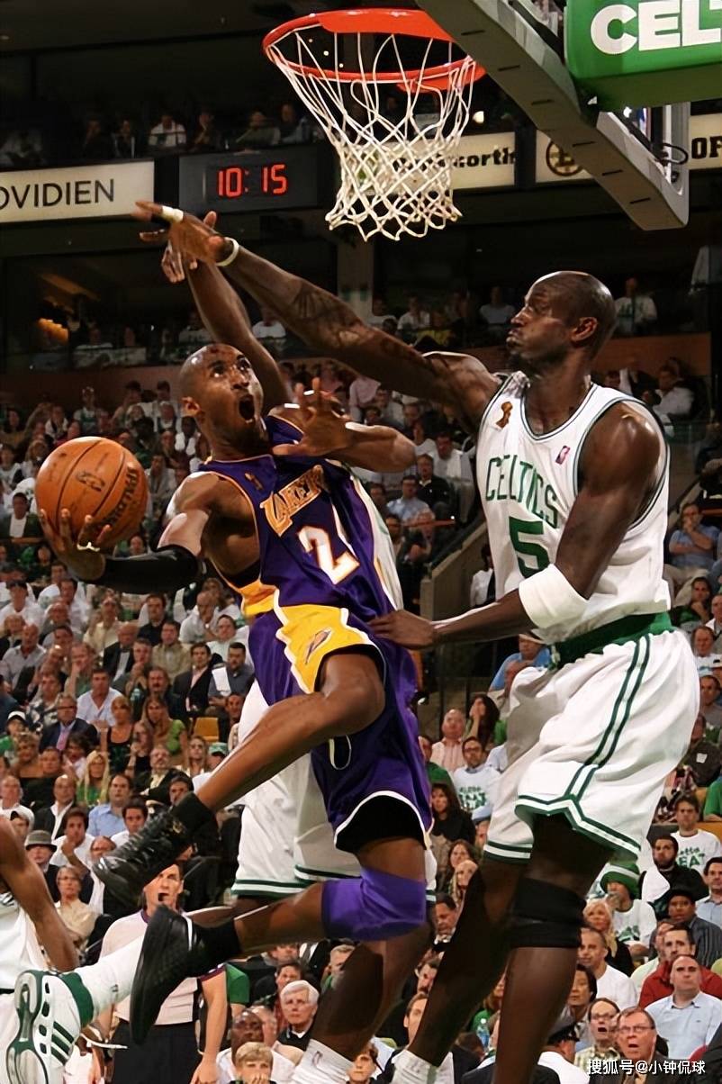 欧冠：巴黎2-0轻取泽尼特（欧冠：巴黎2-0完胜泽尼特）